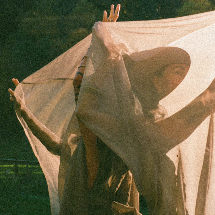 Anima Mundi Agua de la madre 118 ml Night Blooming Jasmine & Palo Santo 