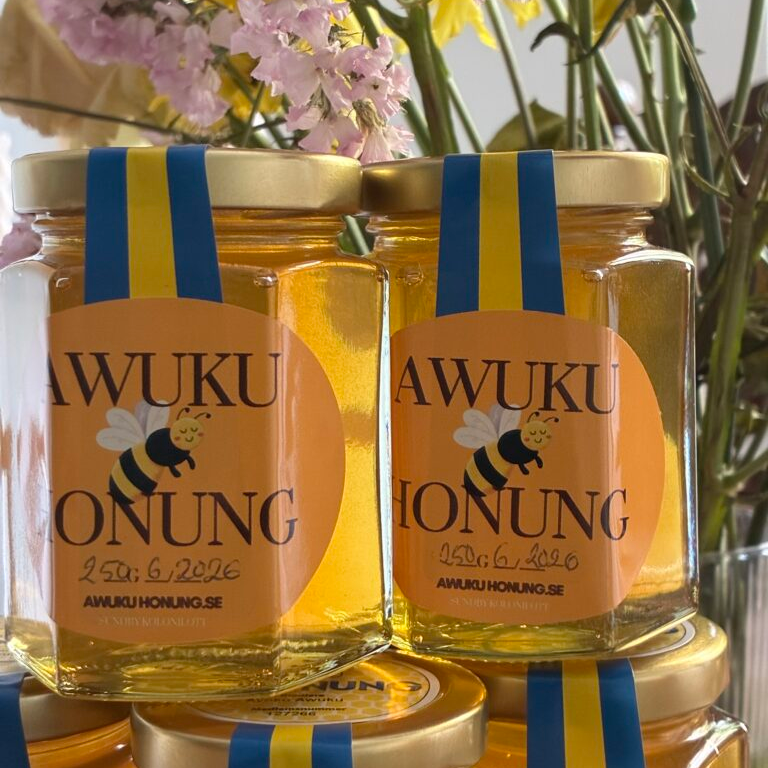 AwukuHonung - rå honung m.vaxkaka, 250g